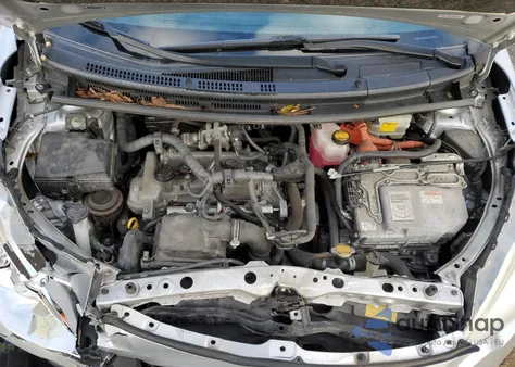 2013 Toyota Prius C z USA, uszkodzony, nr VIN JTDKDTB35D1531961